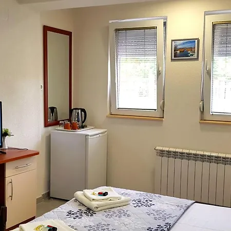 Guest house Lis *